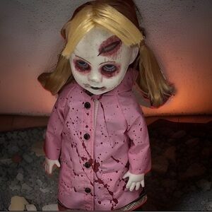 Ava Zombie Mezco Living Dead Dolls 13th Anniversary Coffin Box RARE